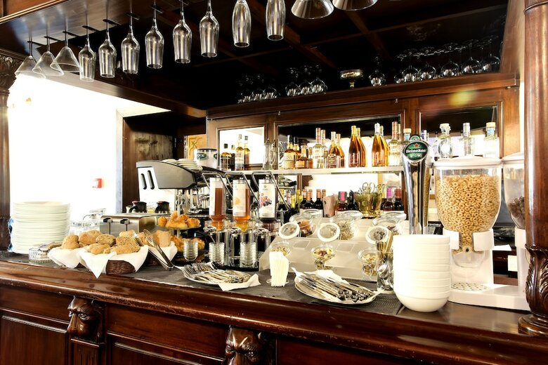 Hotel Safrano Palace