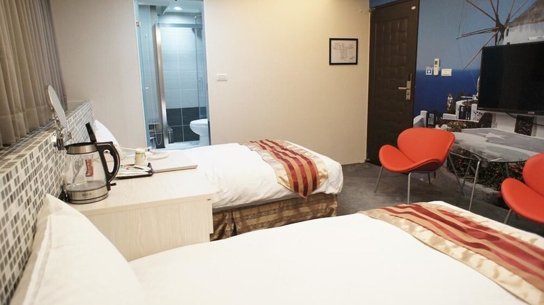 Shun-yi Hotel