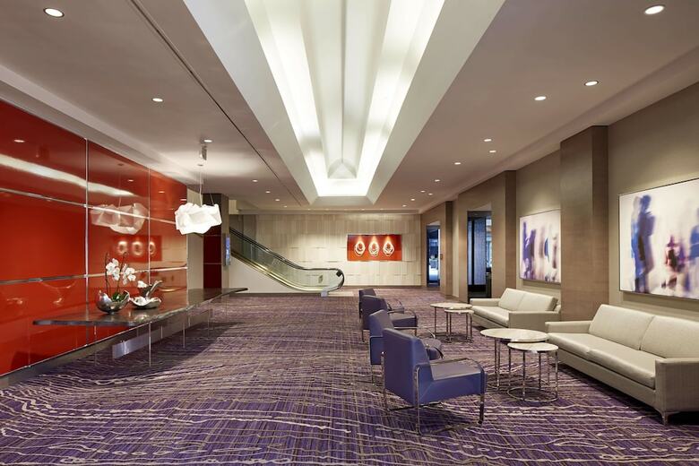 Hilton Long Beach Hotel