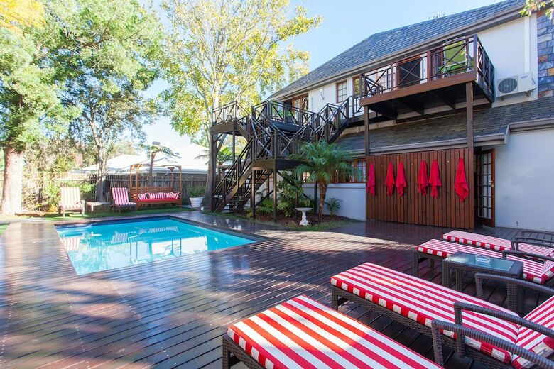 Hotel 5 Seasons Guest House