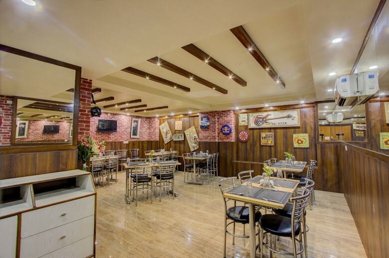 Hotel Natraj Pure Veg