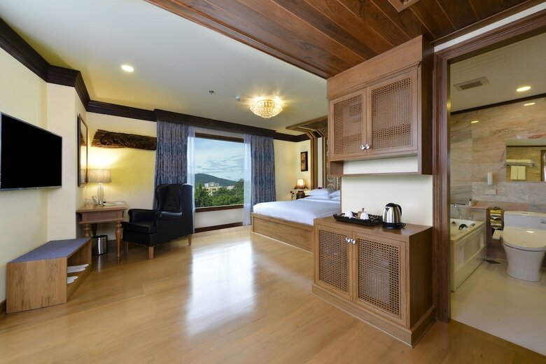 Peak Nimman Prestige Hotel