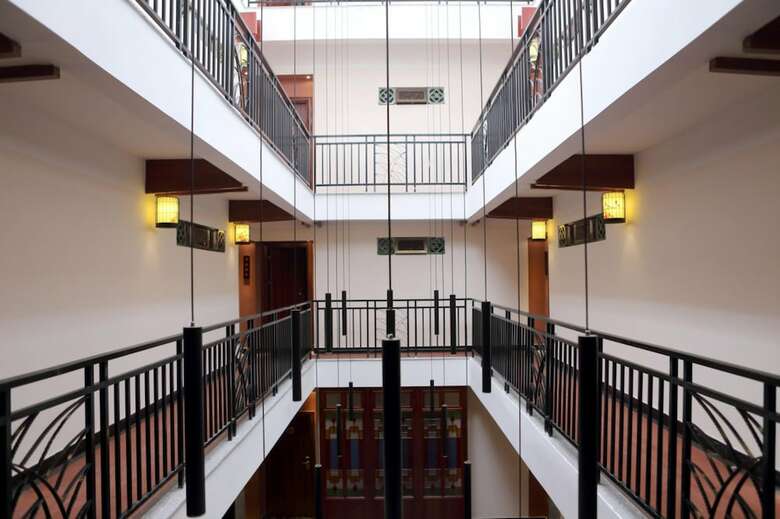 Hotel James Joyce Coffeetel Changshoulu Branch