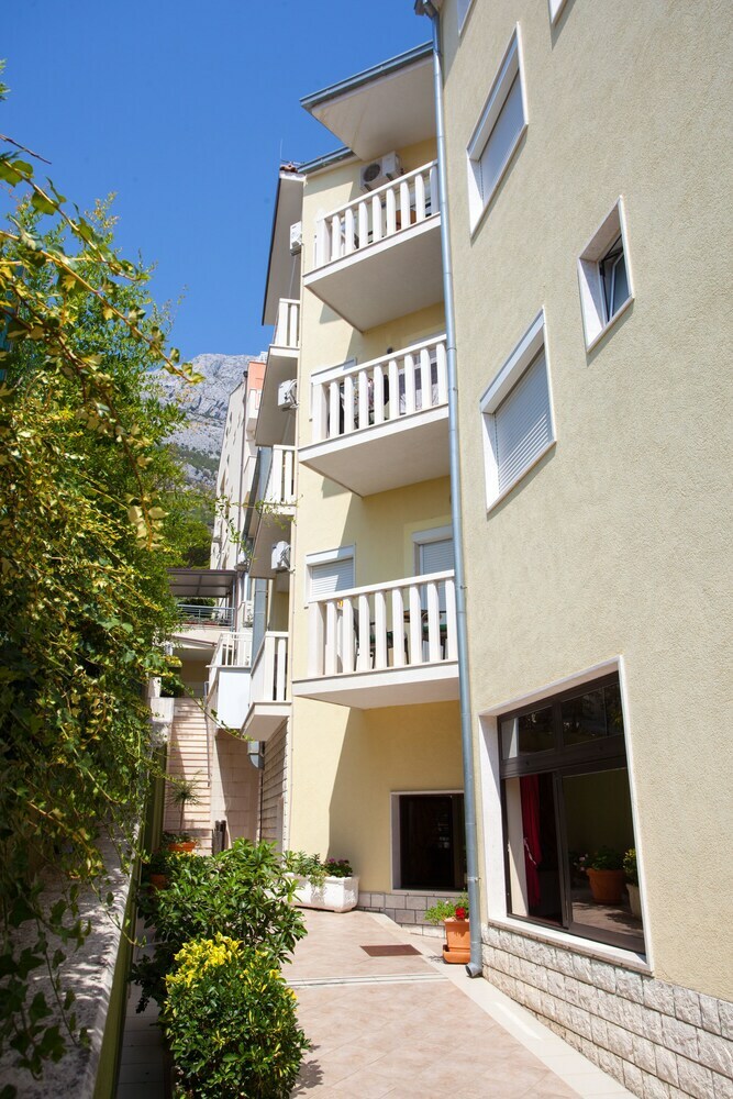 Apartments Putnik