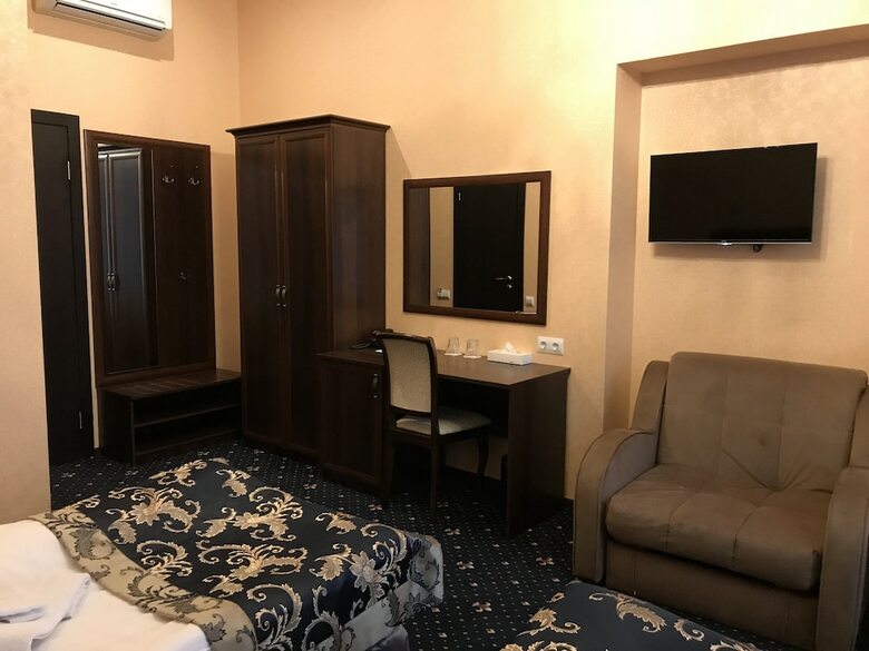 Sapphire Hotel