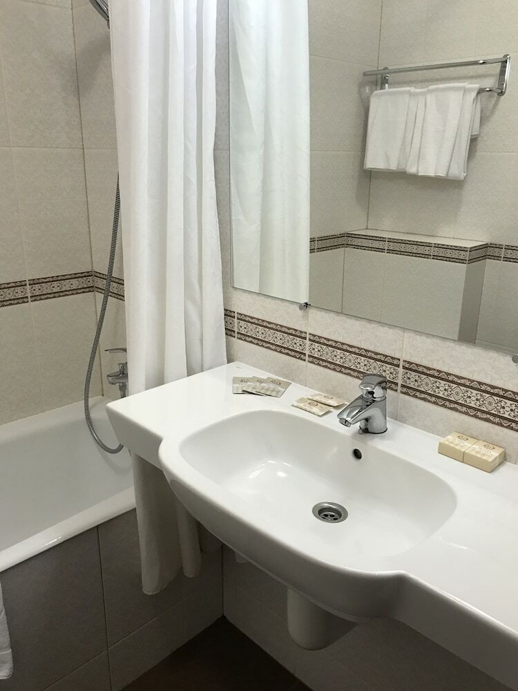 Sapphire Hotel