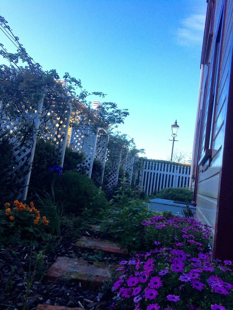 Wellington City Townhouse