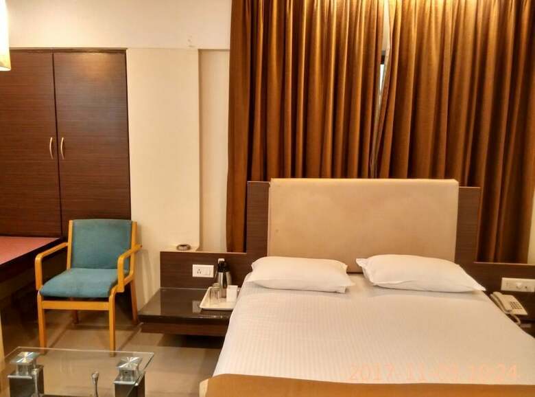 Hotel Basera