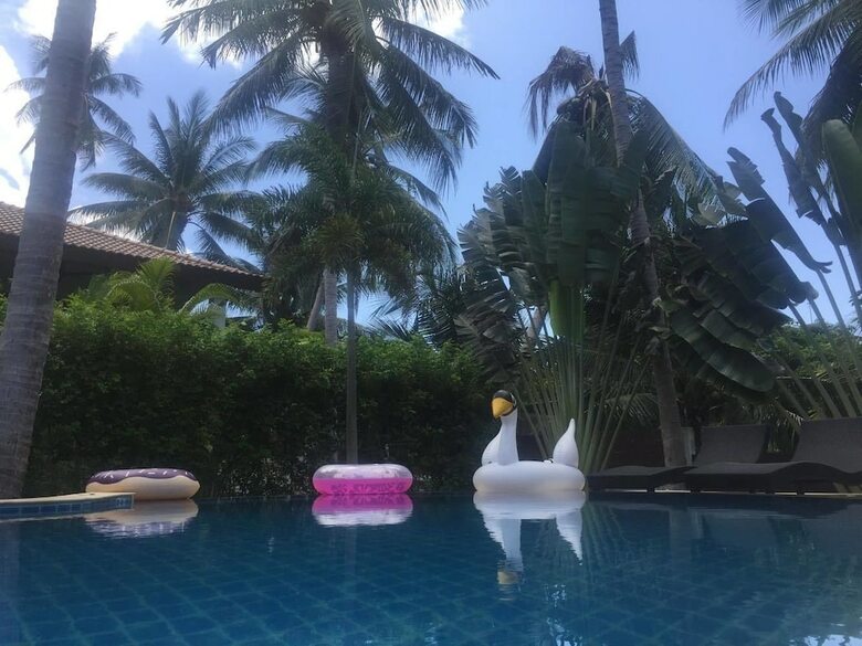 Villa Blue Coconut Residence