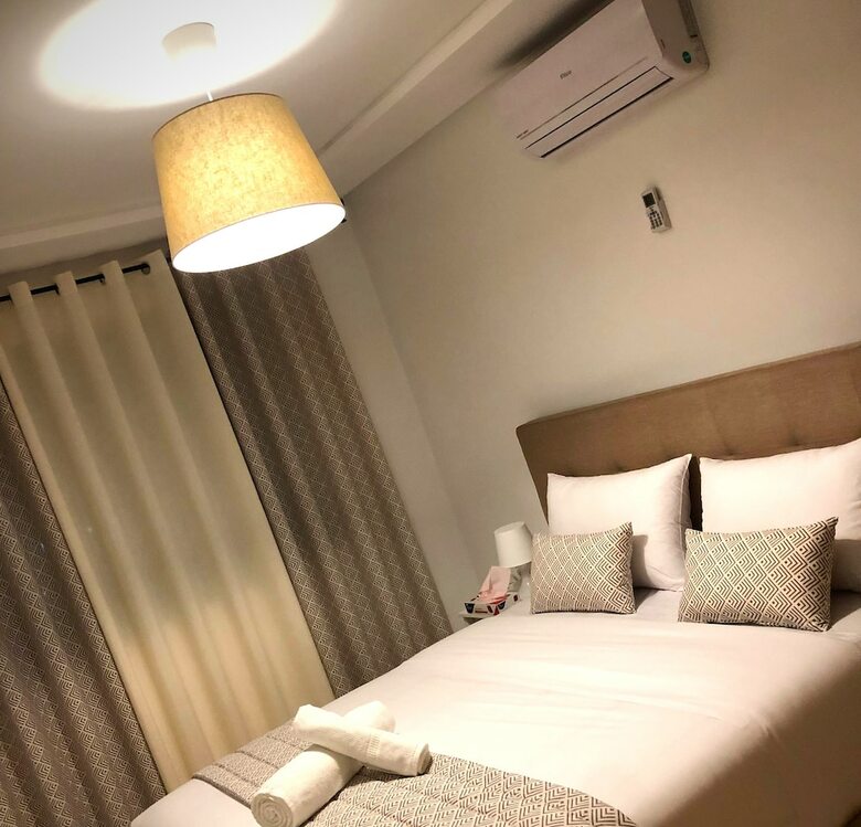 Jb Apartment