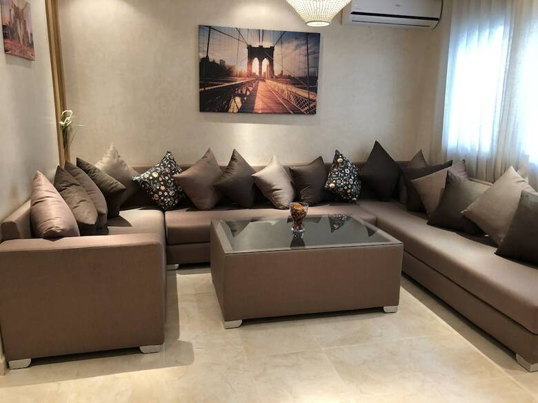 Jb Apartment