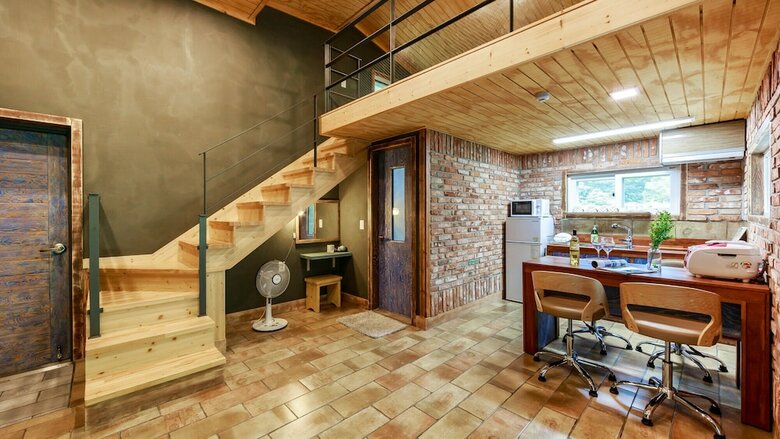 Gyeongju Rosso House Pension