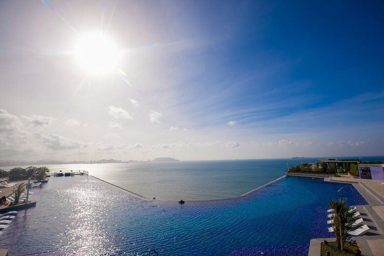 Hotel Sanya Conifer Resort