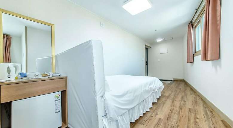Jeju Skyhill Business Hotel
