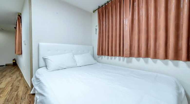 Jeju Skyhill Business Hotel