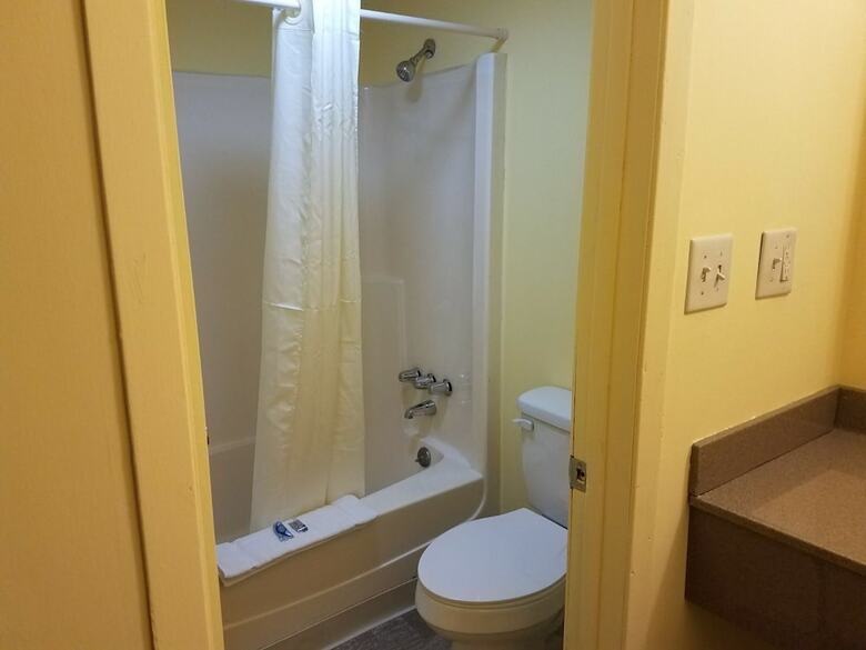 Motel Budget Inn Tarboro