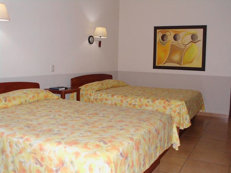 Hotel Playa Bonita