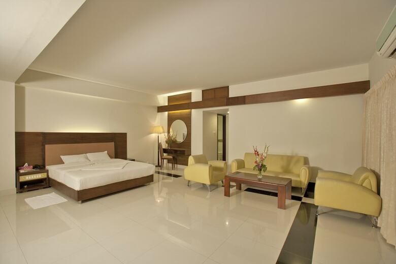 Hotel Nirvana Inn