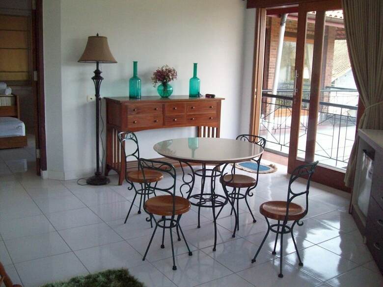 Hotel Astha Pavilions