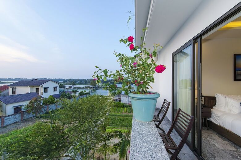 Hotel Cilantro Villa