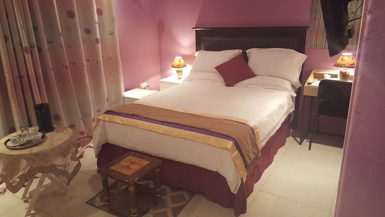 Hotel Mathlyn Guest House