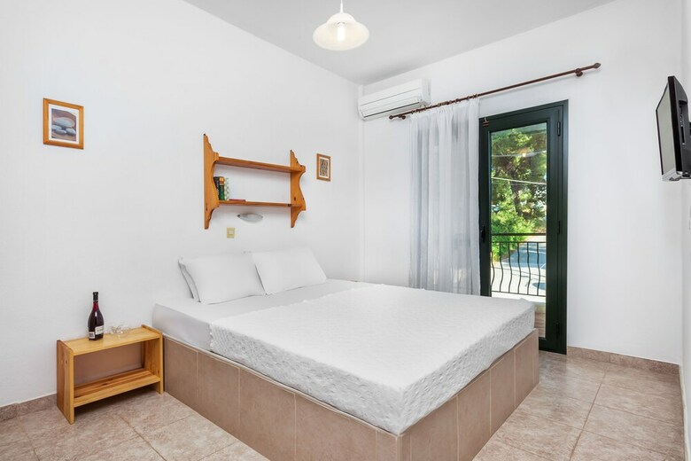 Xenios Loutra Village Holiday Apartments