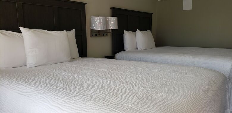 Motel Seven Hills Suites
