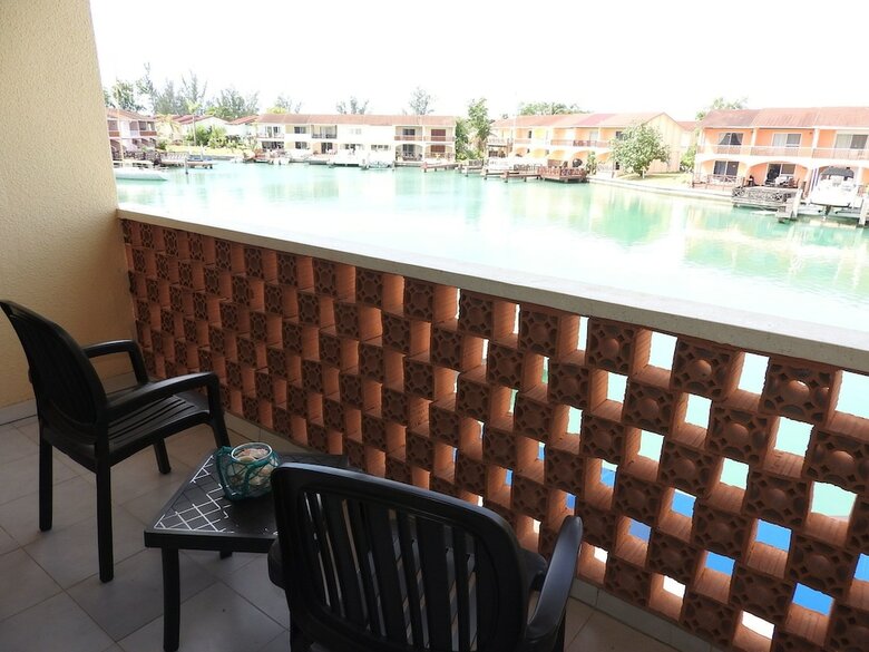 Villa 225e At Jolly Harbour