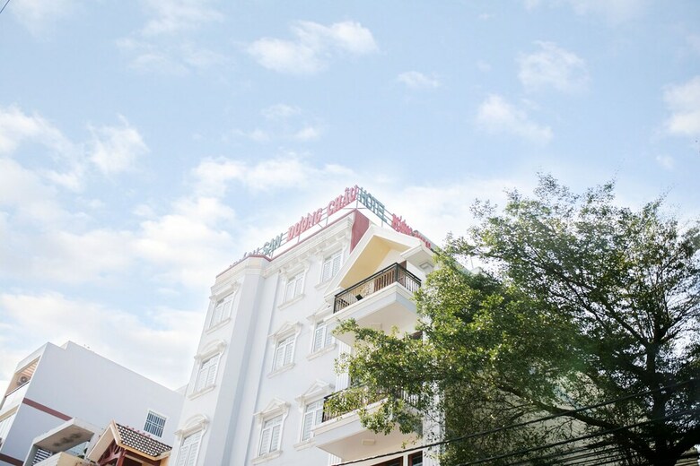 Duong Chau Hotel