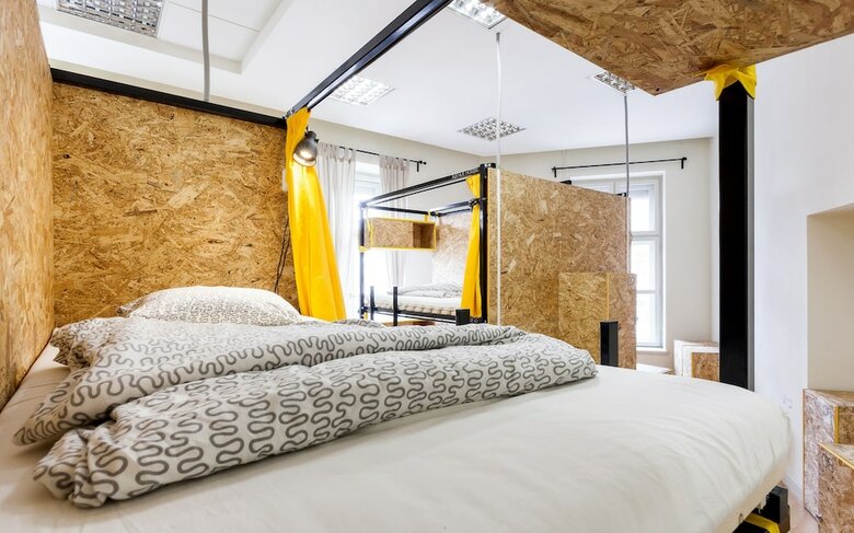 Hostal Avenue Hostel