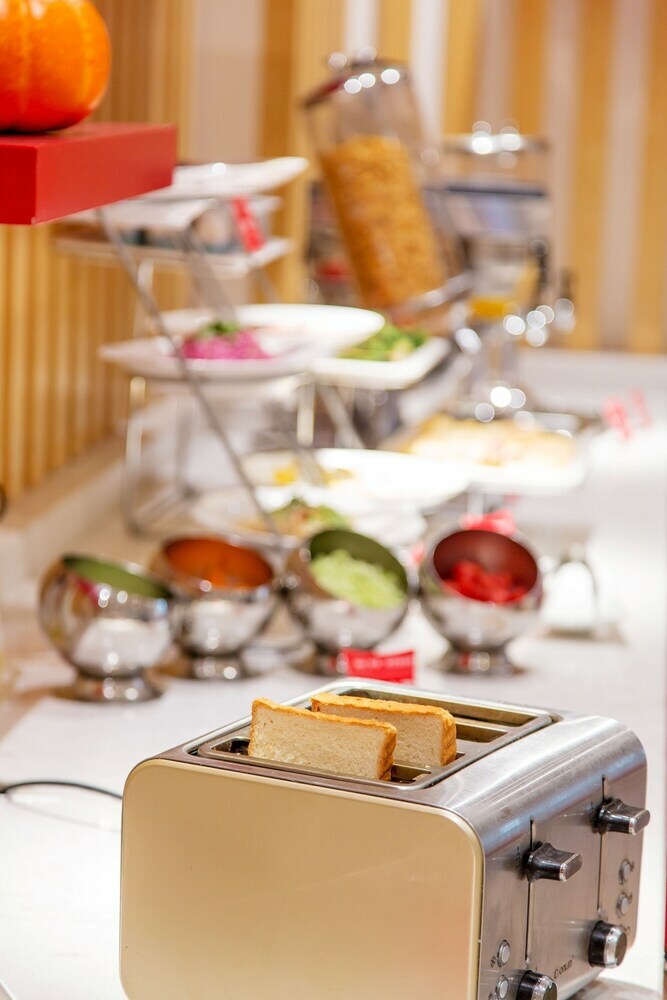 Hotel Ibis Lanzhou Wuquan Square