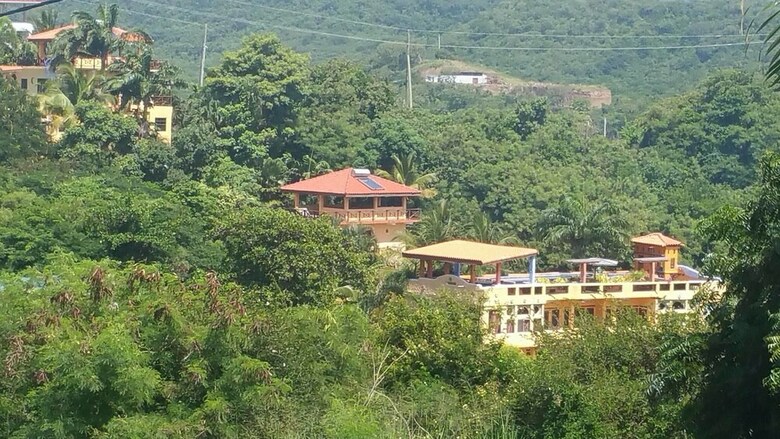 Villa Turtleback Pavilion