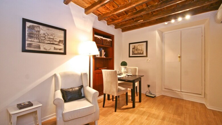 Apartamento Rental In Rome Romantica Studio