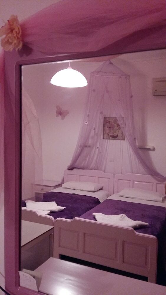 Hotel Christina Pansion- Adults Only