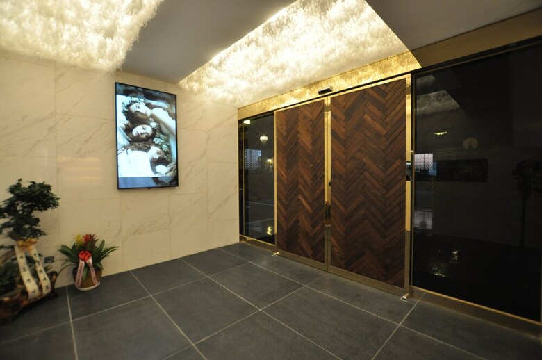 French Code Hotel