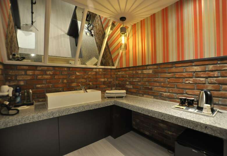 French Code Hotel