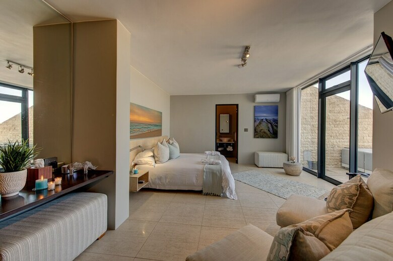 Hotel Oceans Wilderness
