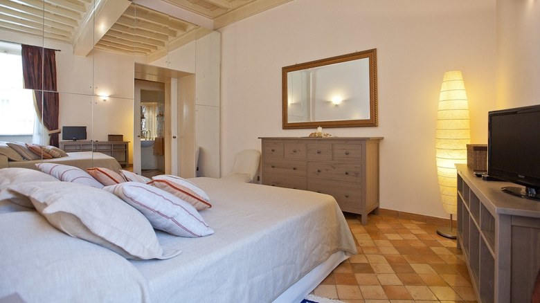 Apartamento Rental In Rome Crociferi 1