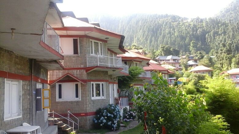 Hotel Dev Cottage