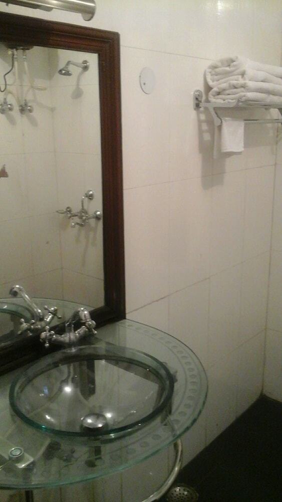 Hotel Dev Cottage
