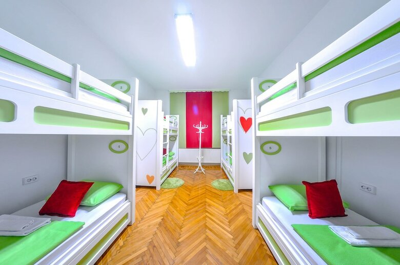 Hostal Hostel For Me