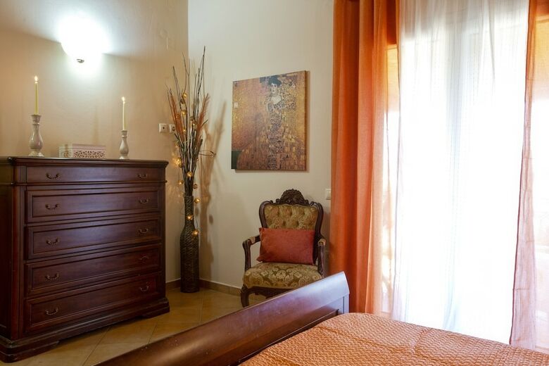 Villa Caramel