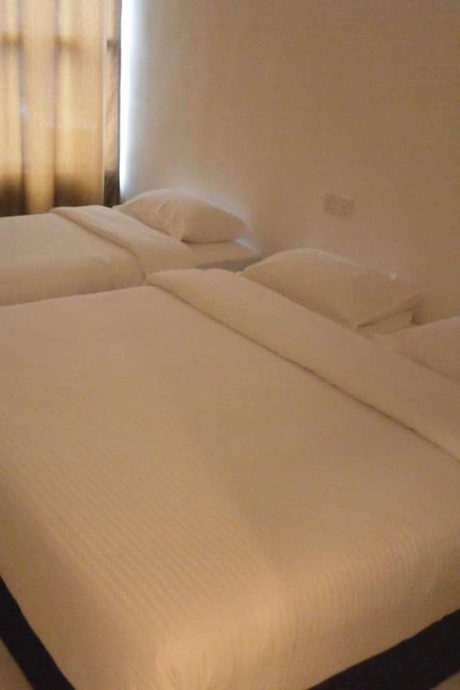 Hotel F.m Guesthouse