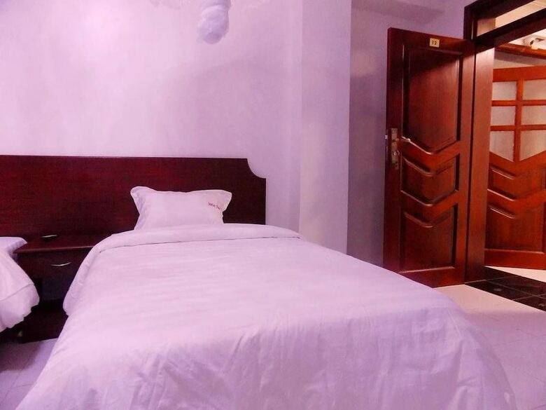 Sunrise Hotel