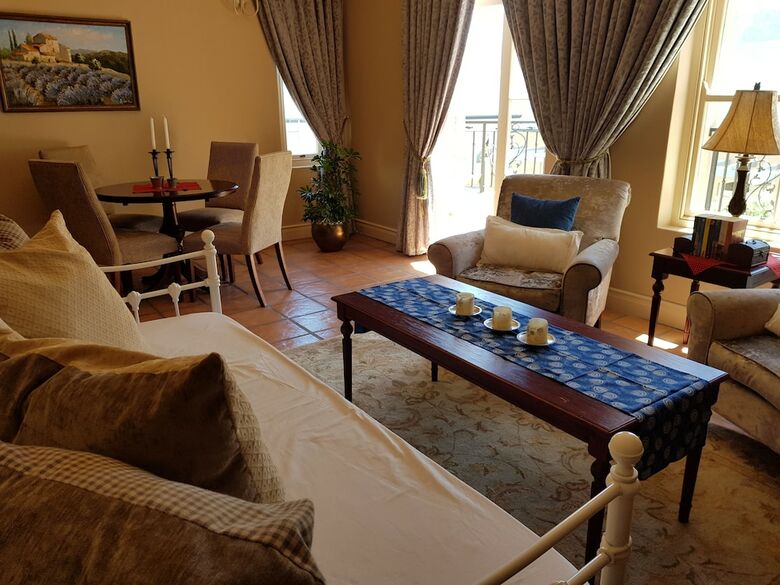 Cabriere D'afrique Luxury Villa