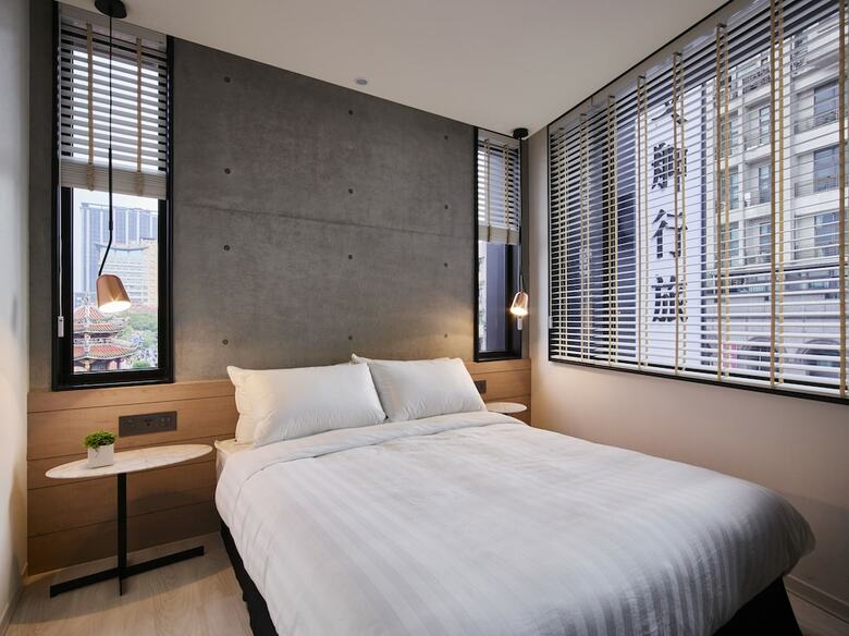 Monka Hotel