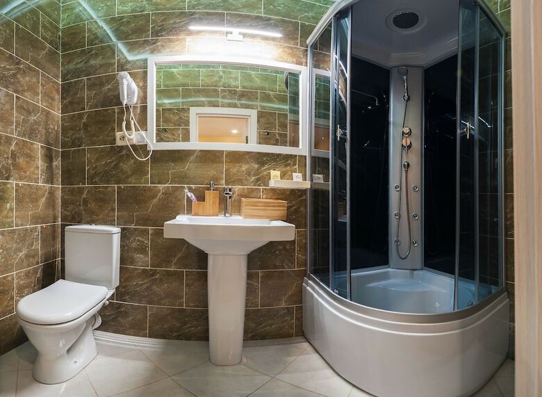 Gloryvell Hotel