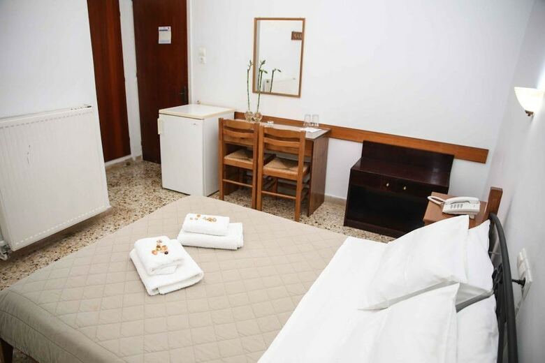 Hotel Anixis