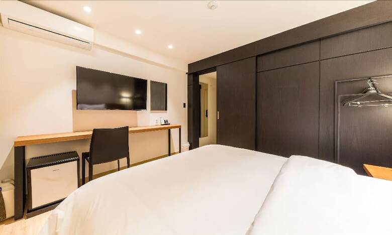 Winners Hotel