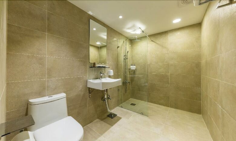 Winners Hotel